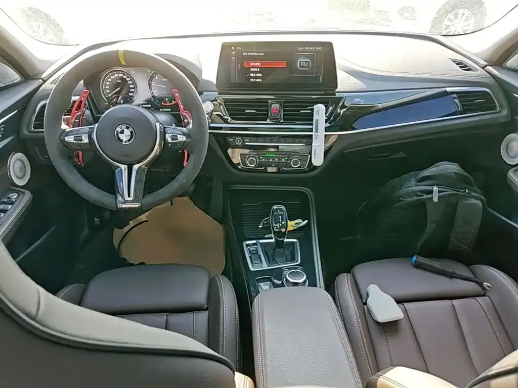 BMW 1 Series 2023 из CN, фото 2