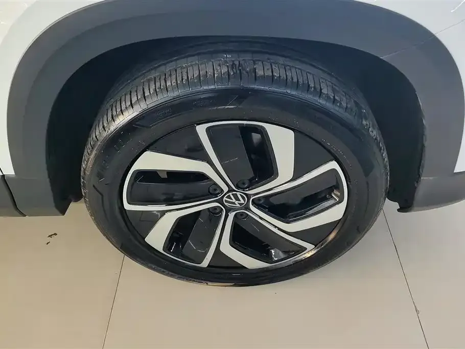 Volkswagen Tharu 2024 из CN, фото 2