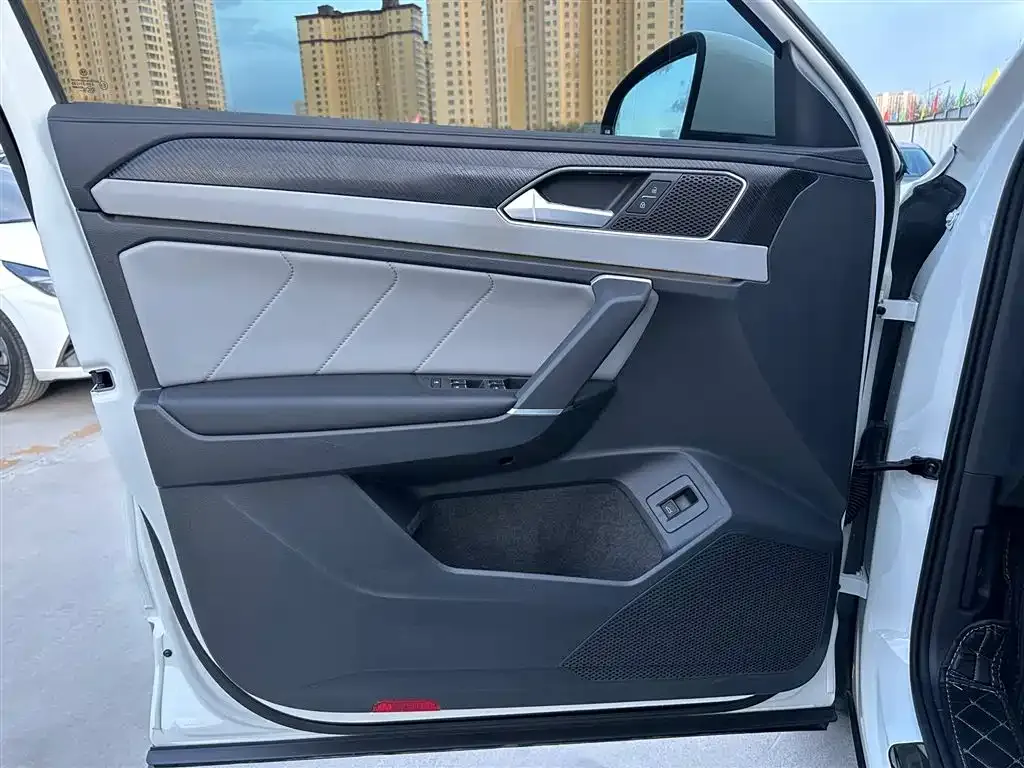 Volkswagen Tayron 2023 из CN, фото 8