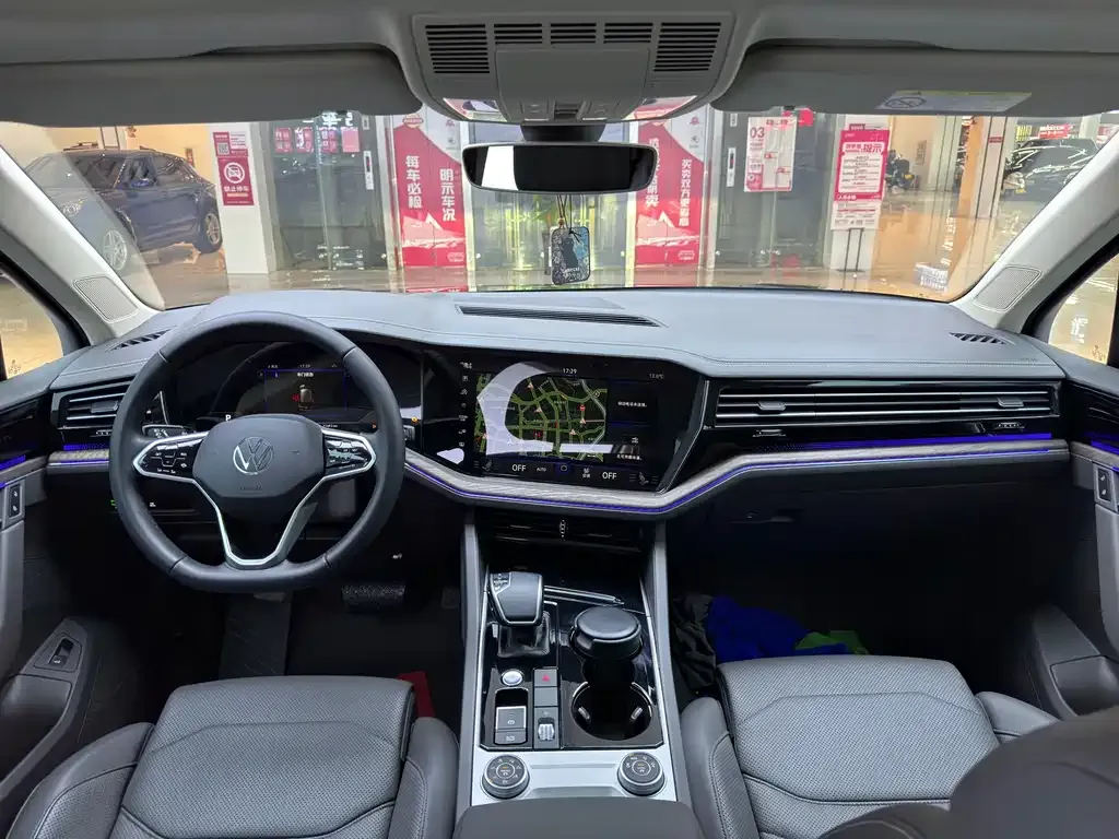 Volkswagen Touareg 2023 из CN, фото 6
