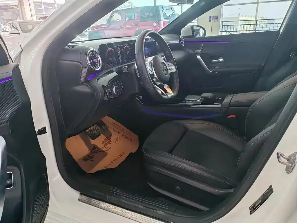 Mercedes-Benz A-Class 2021 из CN, фото 8