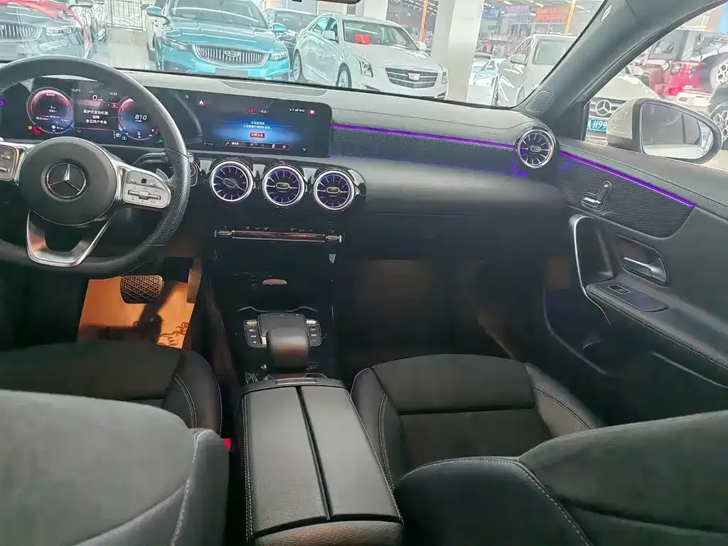 Mercedes-Benz A-Class 2021 из CN, фото 2
