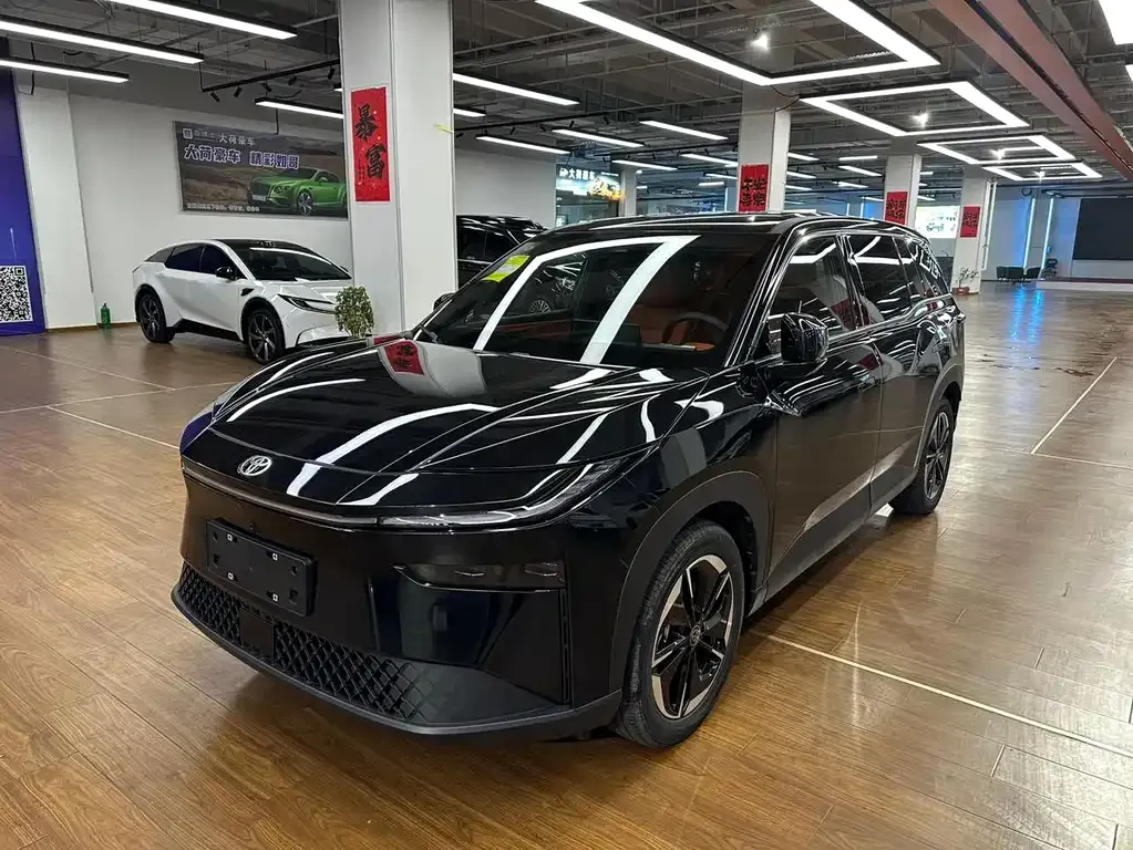 Toyota Platinum 3X
