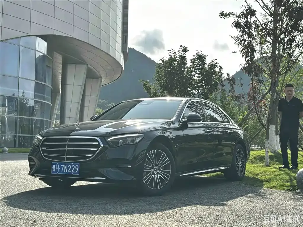 Mercedes-Benz E-Class 2024 из CN, фото 1