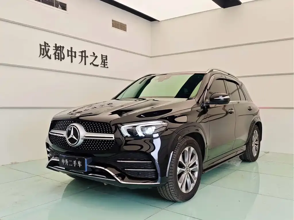 Mercedes-Benz GLE — фото 1