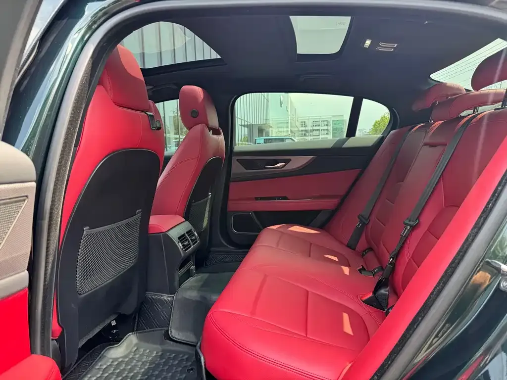 Jaguar XEL 2023 из CN, фото 4