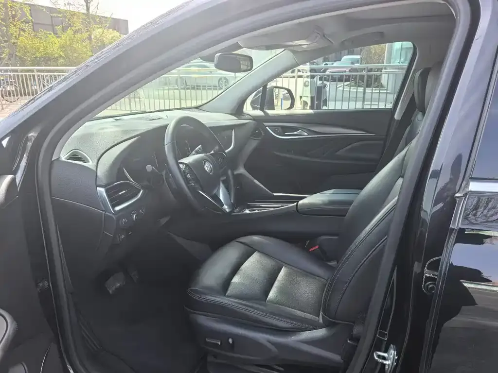 Buick Enclave 2021 из CN, фото 4