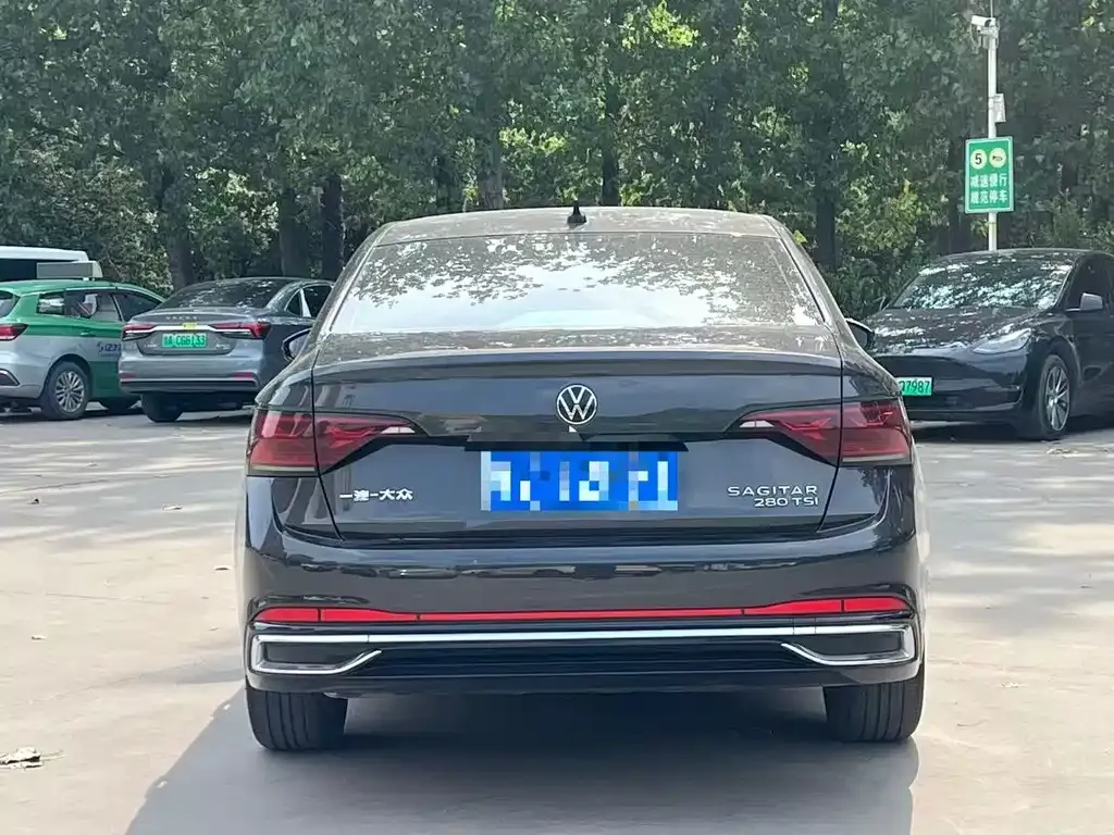 Volkswagen Sagitar 2022 из CN, фото 4