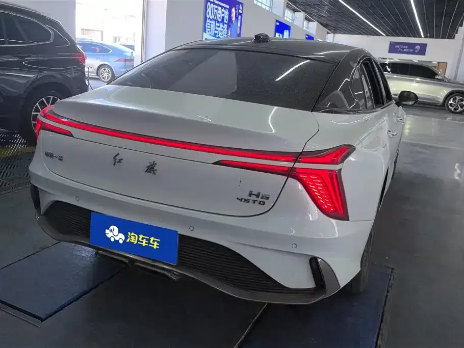 Hongqi H6 2023 из CN, фото 2