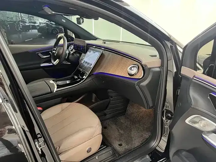 Mercedes-Benz EQE SUV 2025 из CN, фото 9