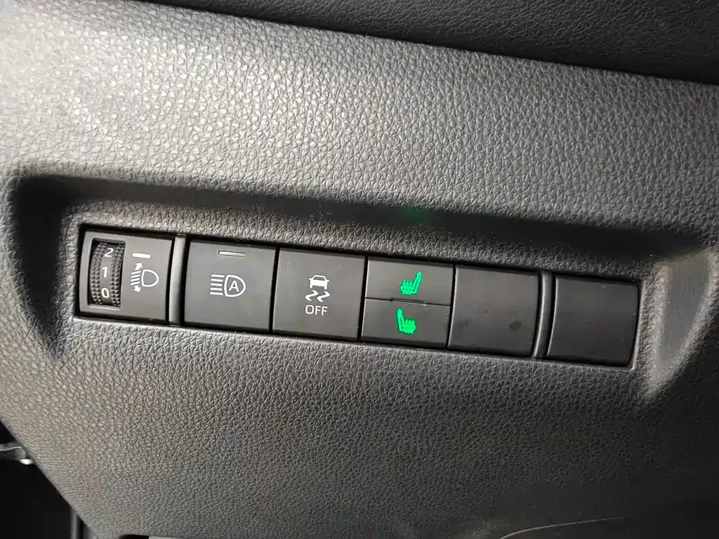Toyota Harrier 2023 из CN, фото 10