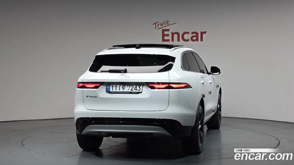 Jaguar F-PACE 2022 из KR, фото 5