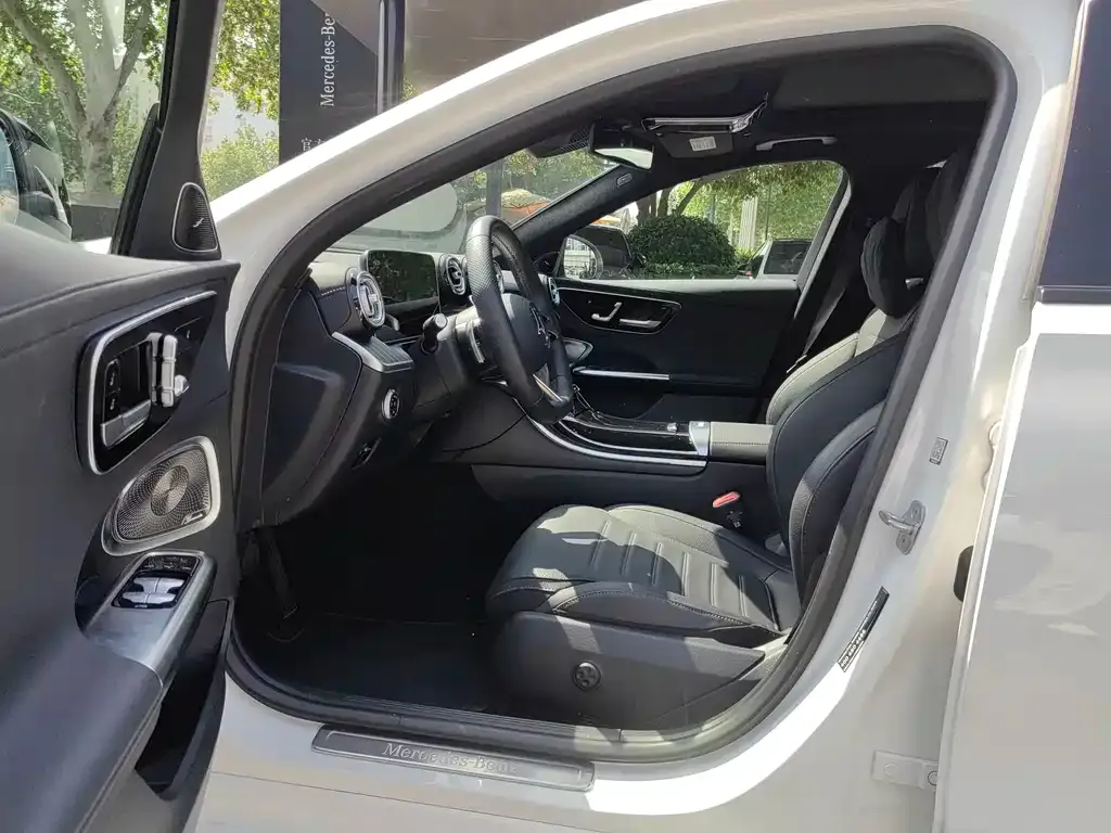 Mercedes-Benz C-Class 2024 из CN, фото 7