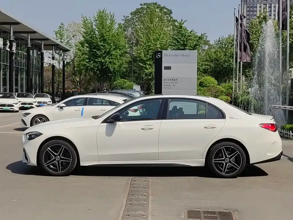 Mercedes-Benz C-Class 2024 из CN, фото 9