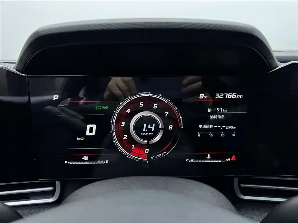 Hyundai Elantra — фото 4