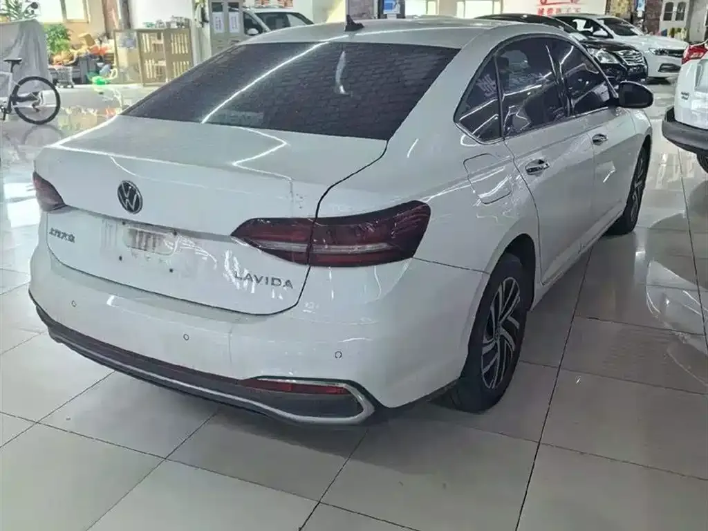 Volkswagen Lavida 2023 из CN, фото 4