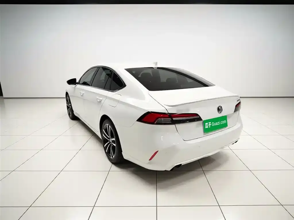 Honda Inspire 2023 из CN, фото 5