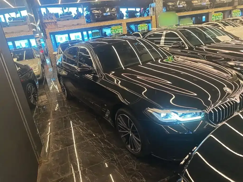 BMW 5 Series 2023 из CN, фото 7