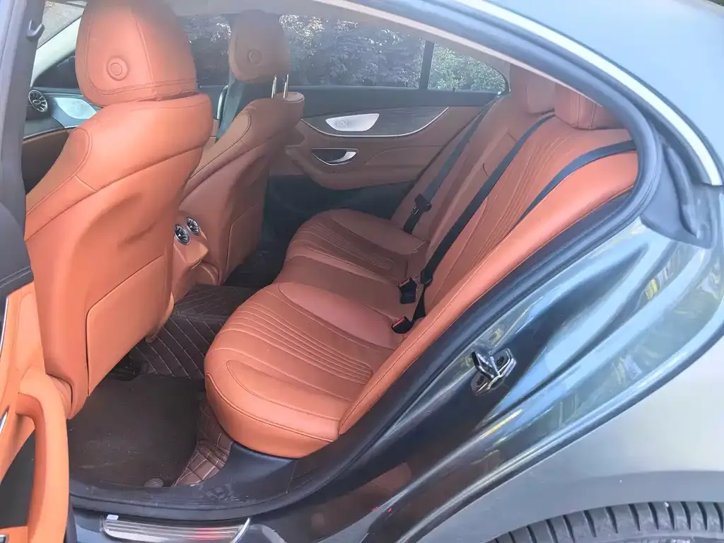 Mercedes-Benz CLS — фото 2
