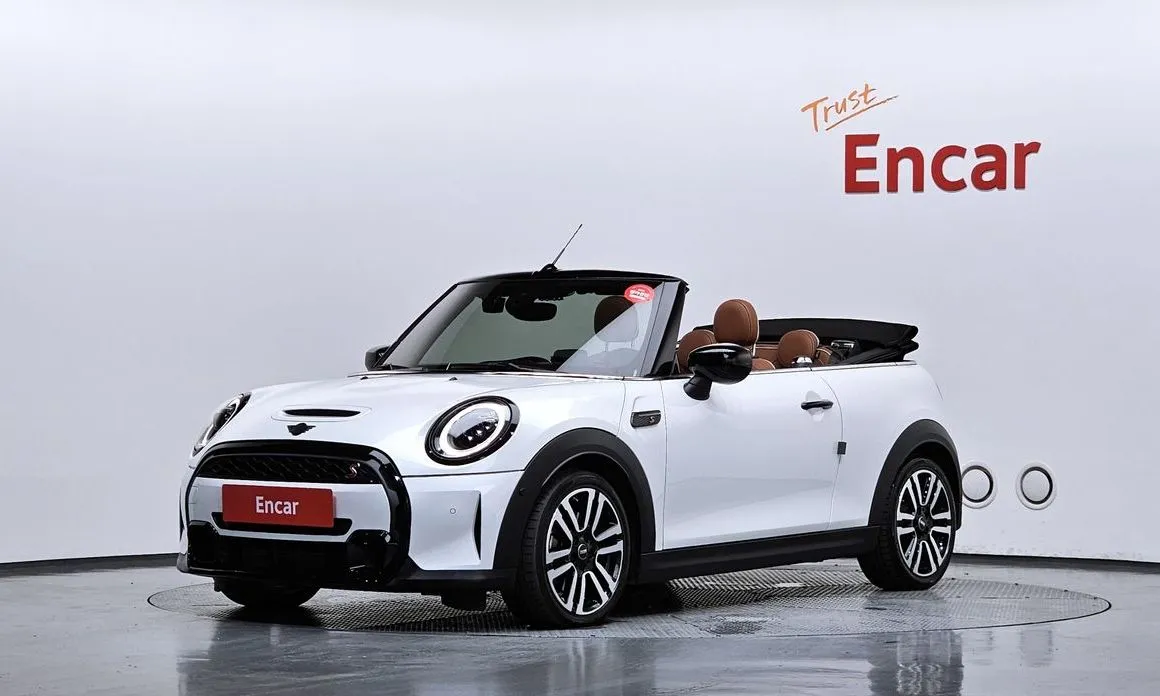 Mini Cooper Convertible — фото 1