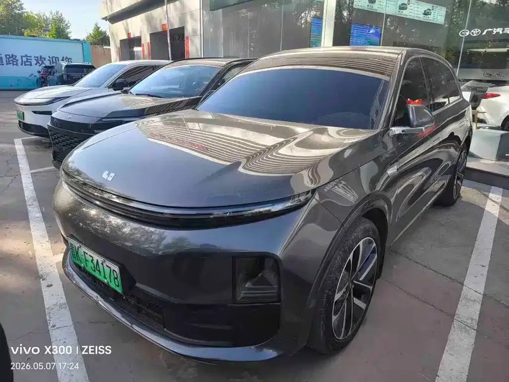 Li Auto L6