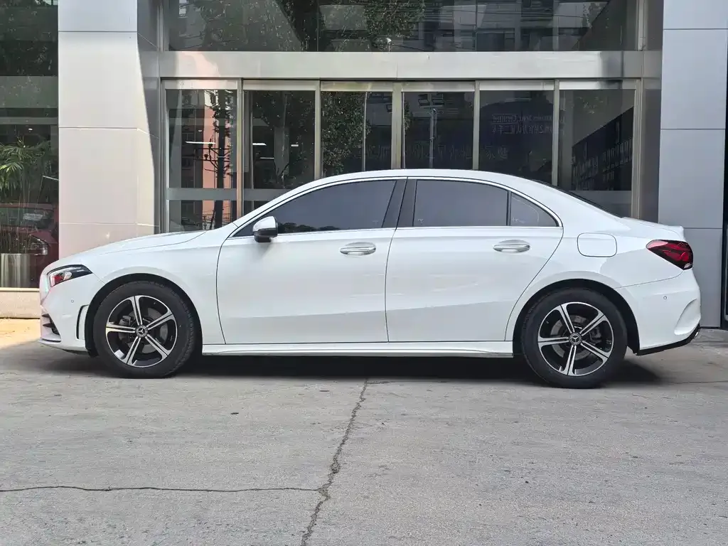 Mercedes-Benz A-Class 2022 из CN, фото 6