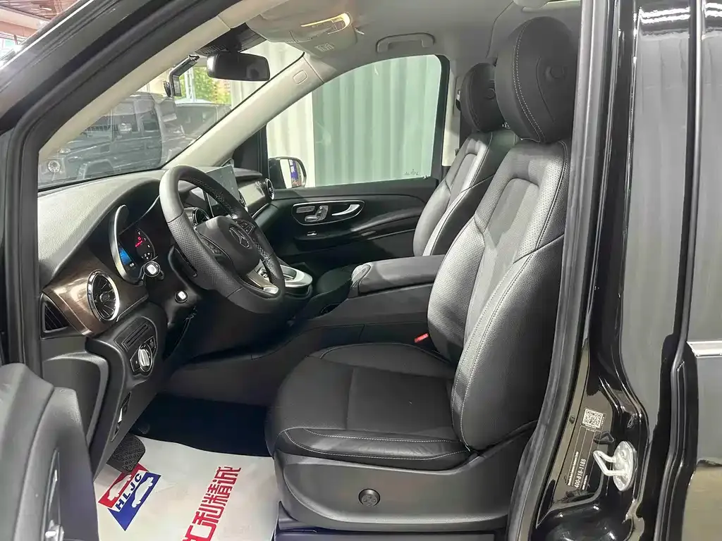 Mercedes-Benz V-Class 2021 из CN, фото 6