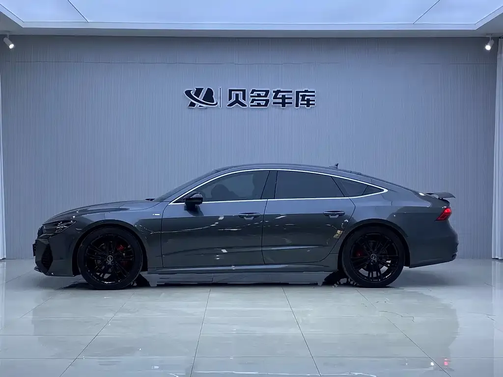 Audi A7 2023 из CN, фото 3