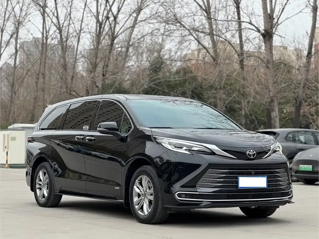 Toyota Sienna 2025 из CN, фото 6