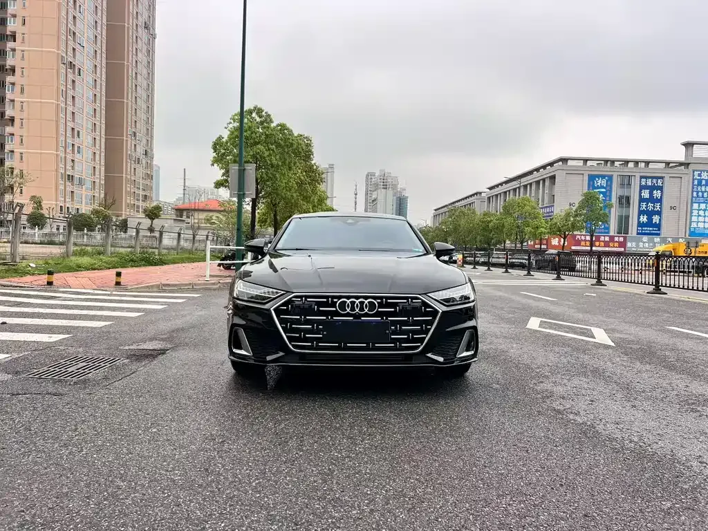 Audi A7L 2025 из CN, фото 8