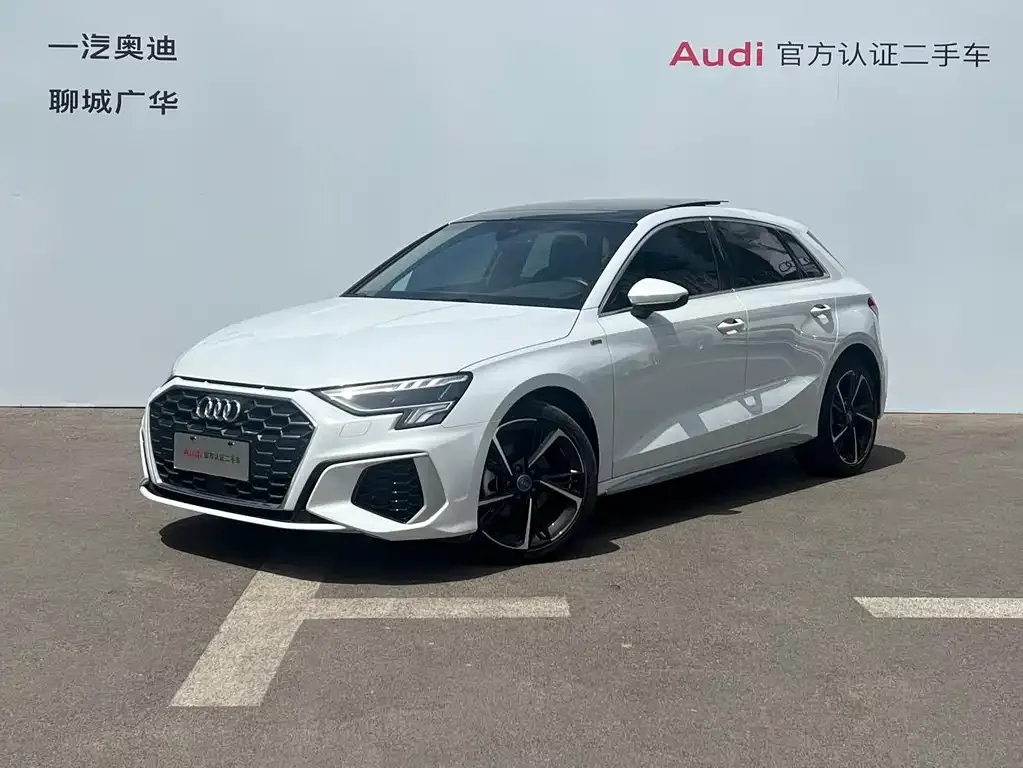 Audi A3 — фото 1