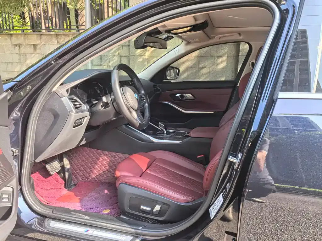 BMW 3 Series 2022 из CN, фото 5