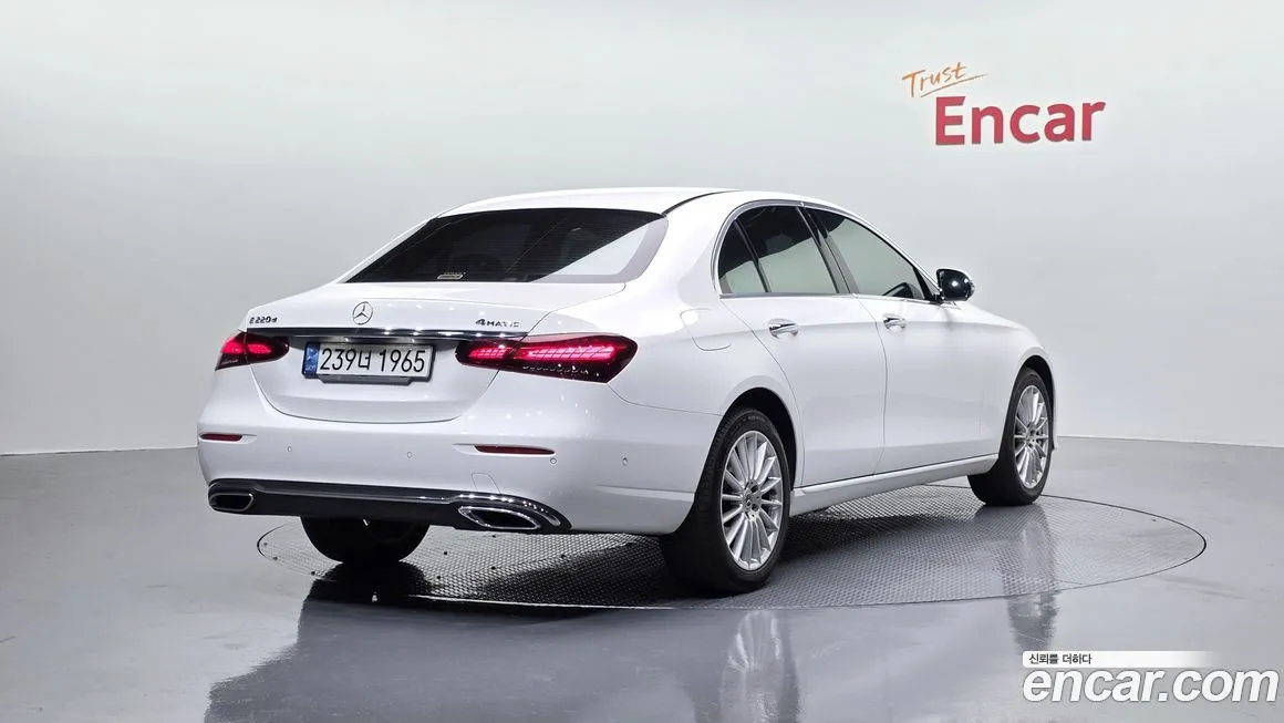 Mercedes-Benz E-Class 2021 из KR, фото 4