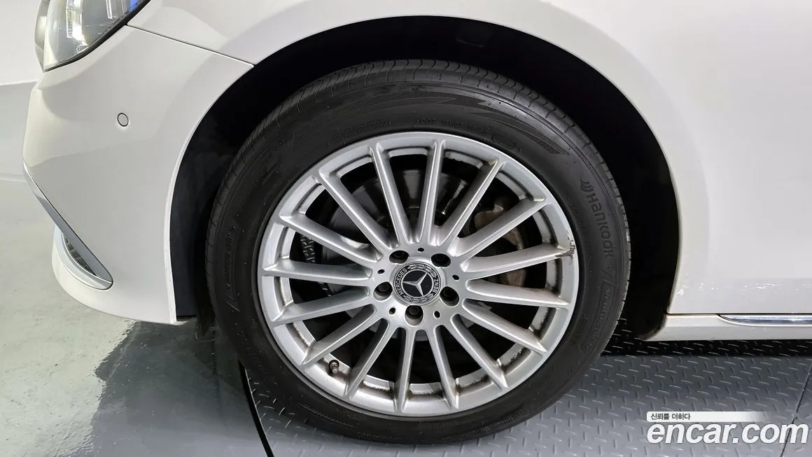 Mercedes-Benz E-Class 2021 из KR, фото 8