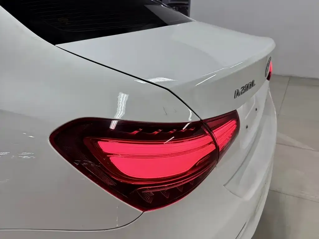Mercedes-Benz A-Class 2023 из CN, фото 2