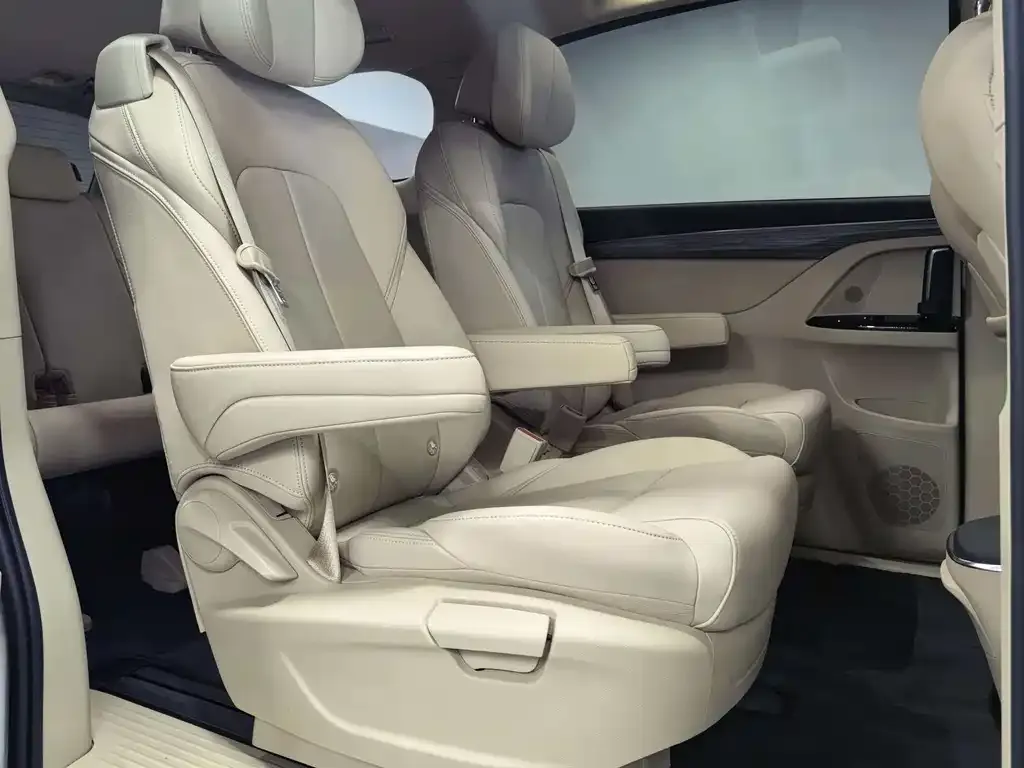 Buick GL8 Hybrid 2025 из CN, фото 6