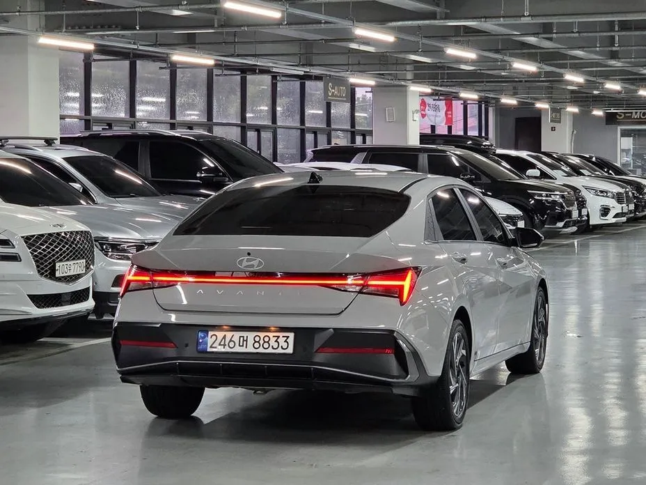 Hyundai AVANTE — фото 3