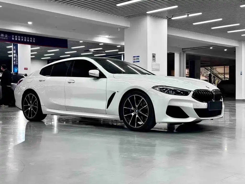 BMW 8 Series 2021 из CN, фото 2