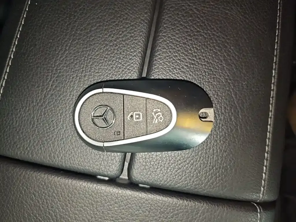 Mercedes-Benz EQE 2024 из CN, фото 2