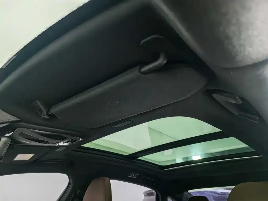 Volvo S90 2021 из CN, фото 3