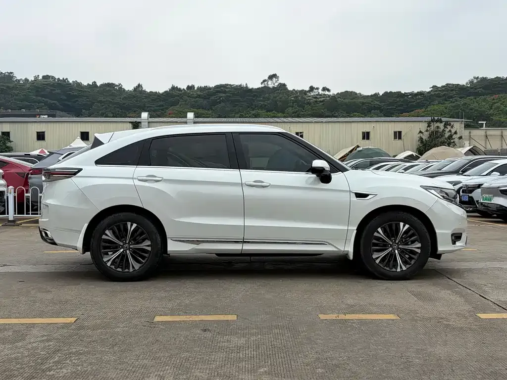 Honda UR-V 2022 из CN, фото 4