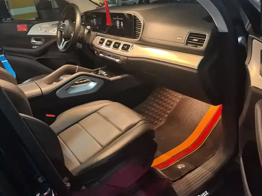 Mercedes-Benz GLE — фото 10