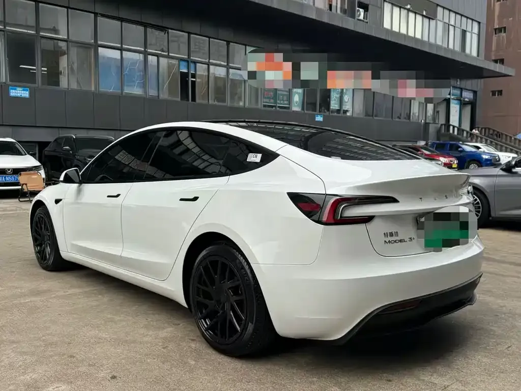 Tesla Model 3 2024 из CN, фото 9