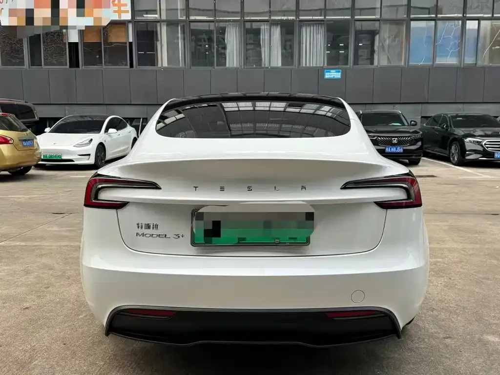 Tesla Model 3 2024 из CN, фото 8