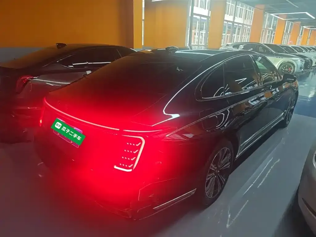 Hongqi H9 2024 из CN, фото 2