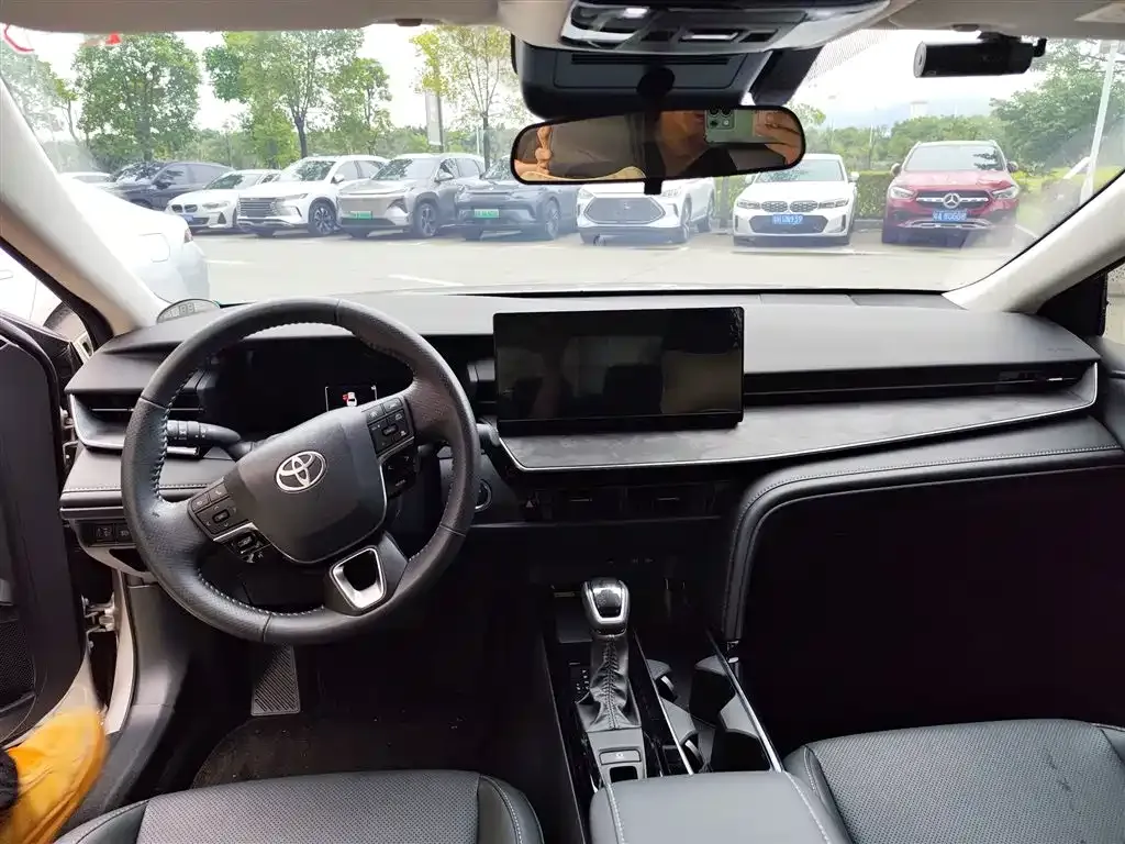Toyota Camry 2025 из CN, фото 4