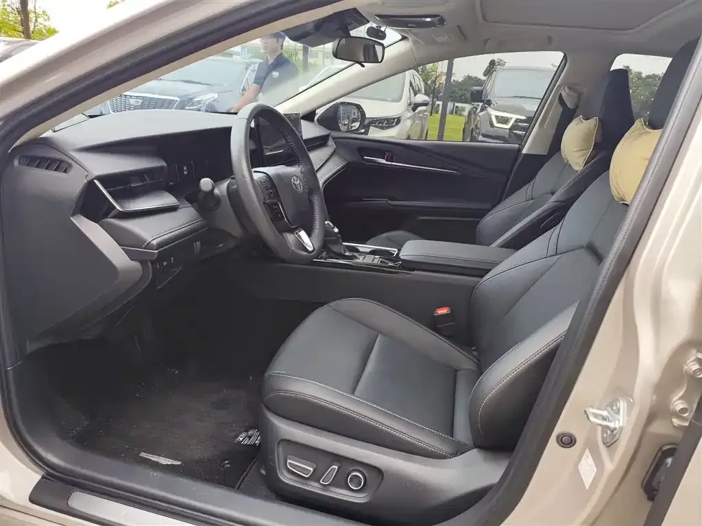 Toyota Camry 2025 из CN, фото 5