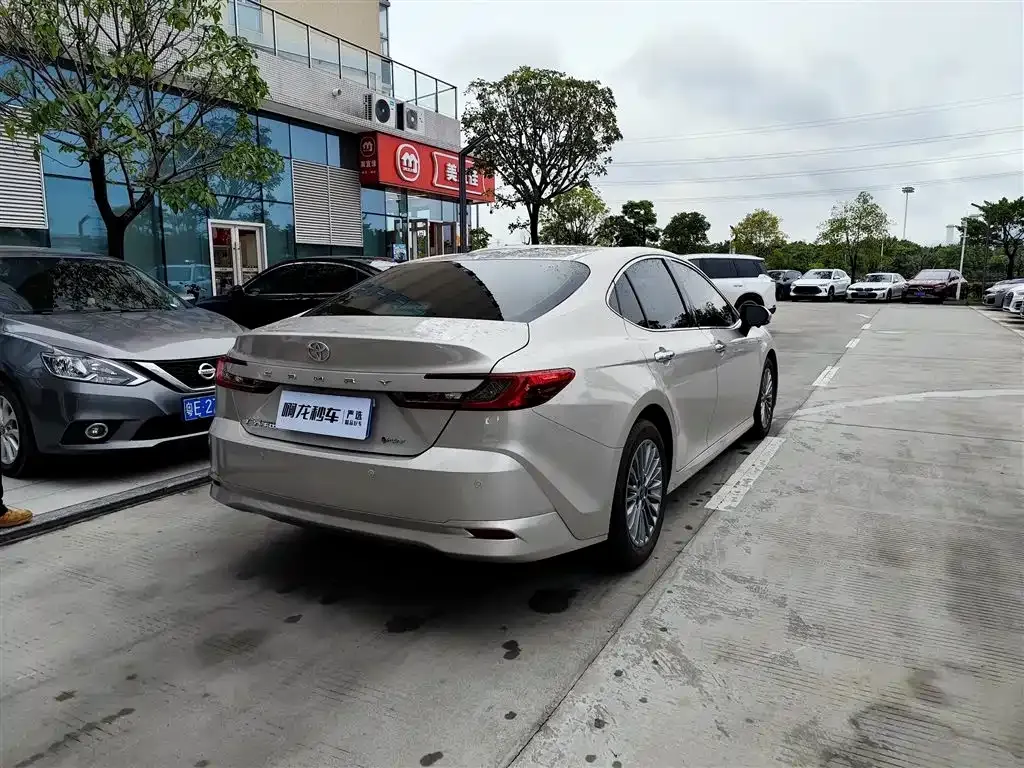 Toyota Camry 2025 из CN, фото 9