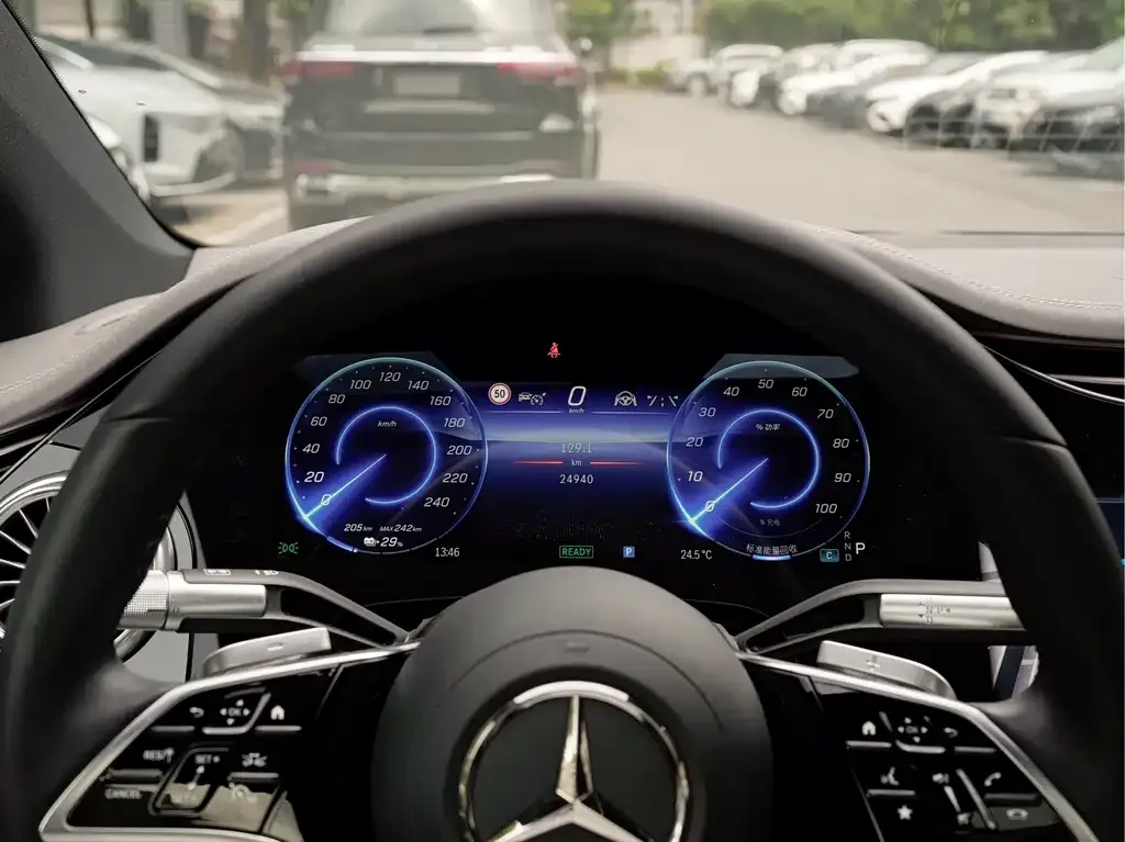 Mercedes-Benz EQS 2024 из CN, фото 5