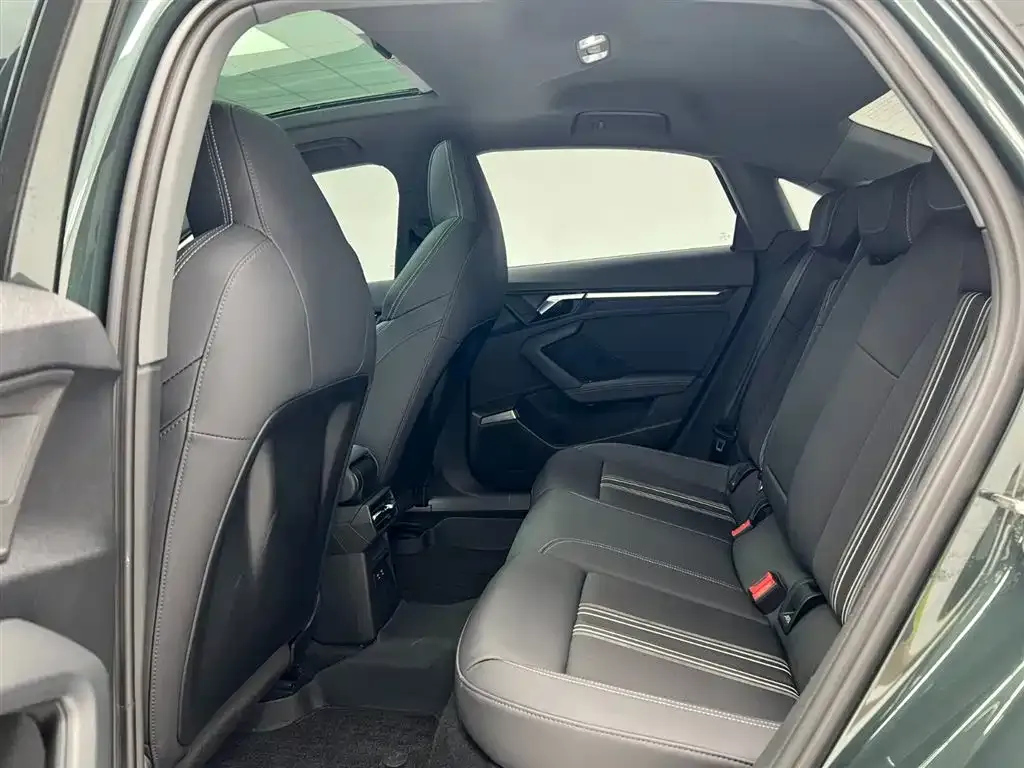 Audi A3 2022 из CN, фото 10
